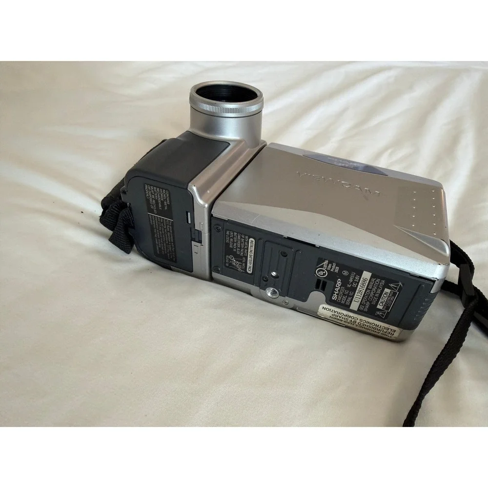 Sharp ViewCam VL-AH151 Hi8 Camcorder 400x Zoom Silver Vintage Camera